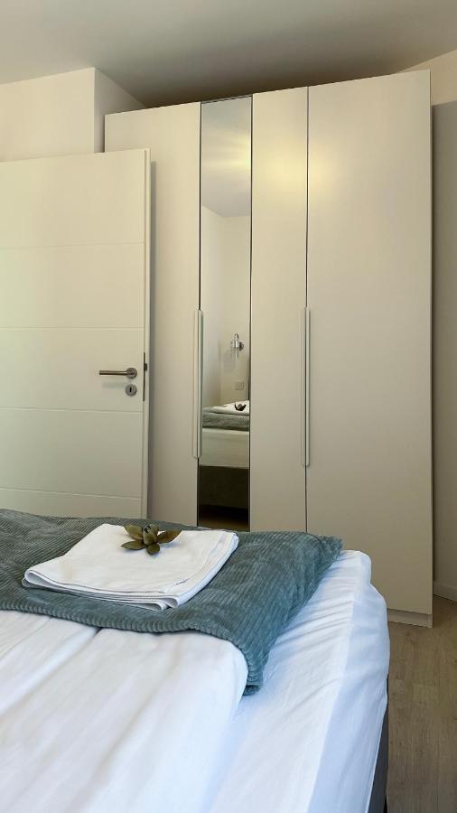 Linden Apartman 001 - Adults Only Mosonmagyarovar Exterior photo